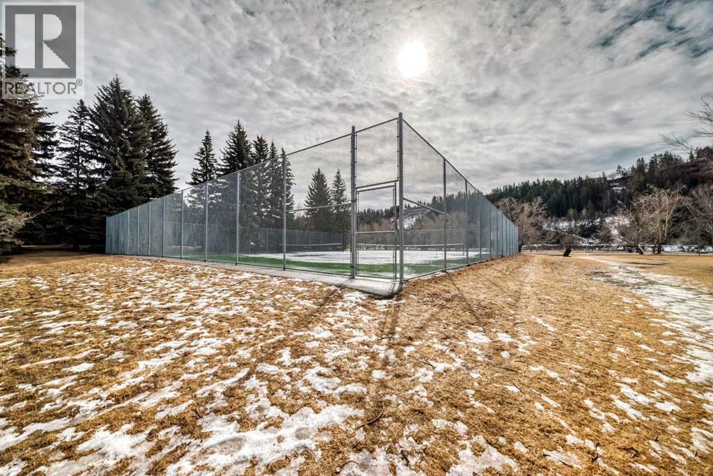 374 Point Mckay Gardens Nw, Calgary, Alberta  T3B 4V8 - Photo 35 - A2309597