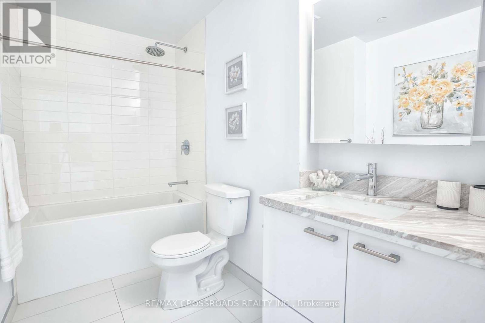 1404 - 2221 Yonge Street, Toronto (Mount Pleasant West), Ontario  M4S 0B4 - Photo 13 - C13212266