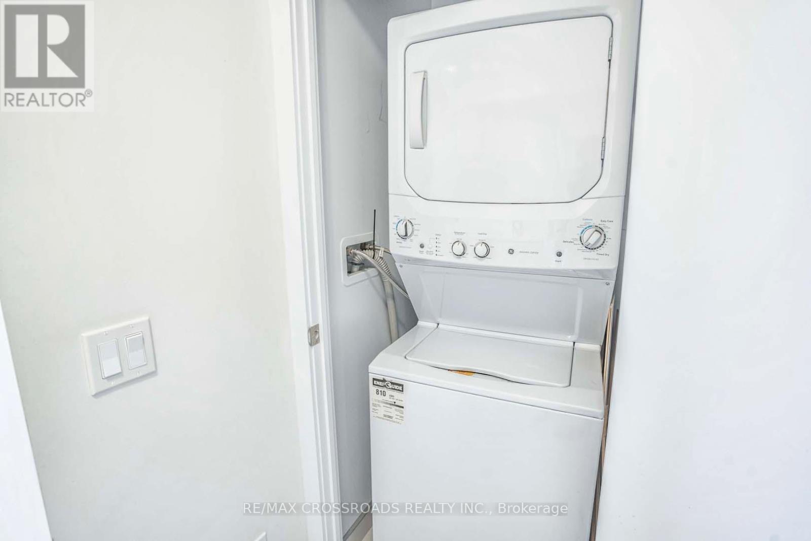 1404 - 2221 Yonge Street, Toronto (Mount Pleasant West), Ontario  M4S 0B4 - Photo 14 - C13212266