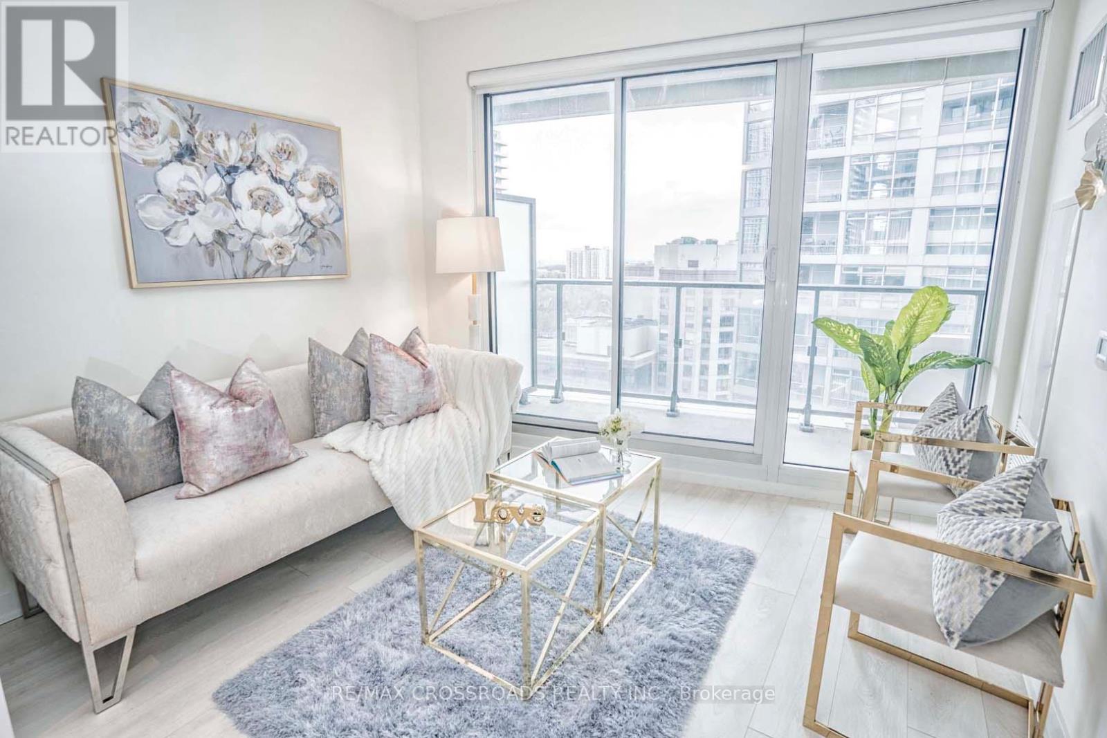 1404 - 2221 Yonge Street, Toronto (Mount Pleasant West), Ontario  M4S 0B4 - Photo 6 - C13212266