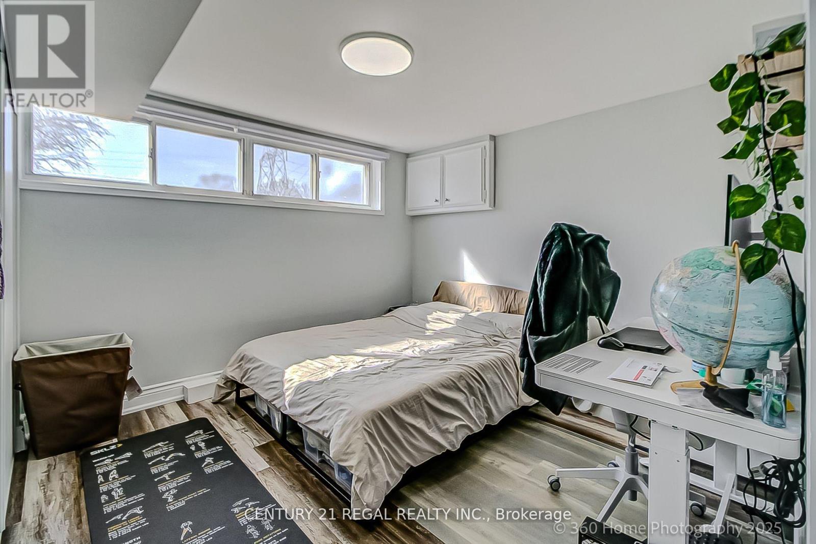 17 Electro Road, Toronto (Wexford-Maryvale), Ontario  M1R 2A6 - Photo 20 - E13212268