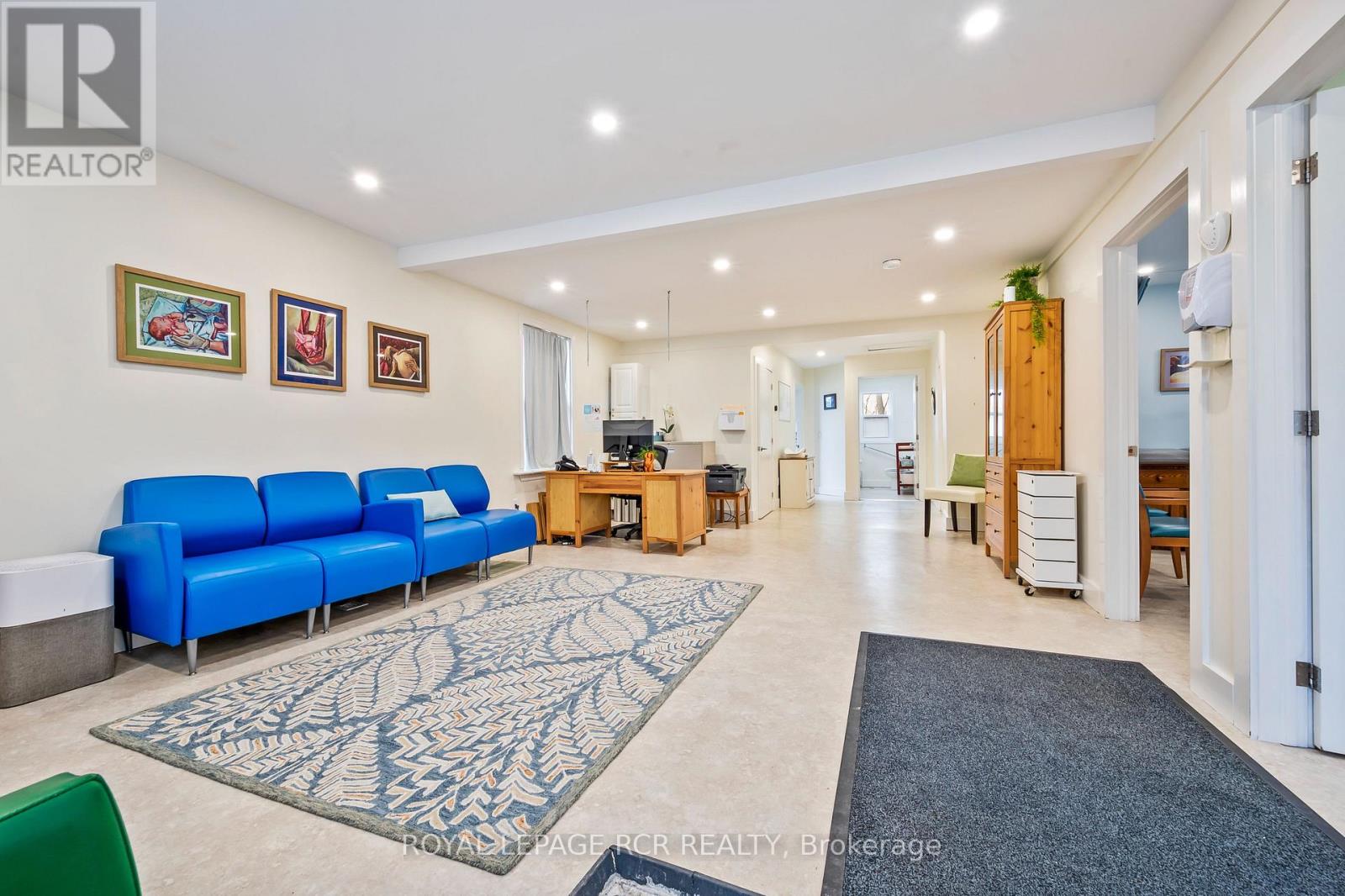 16 Church Street, Orangeville, Ontario  L9W 1N2 - Photo 4 - W12951632