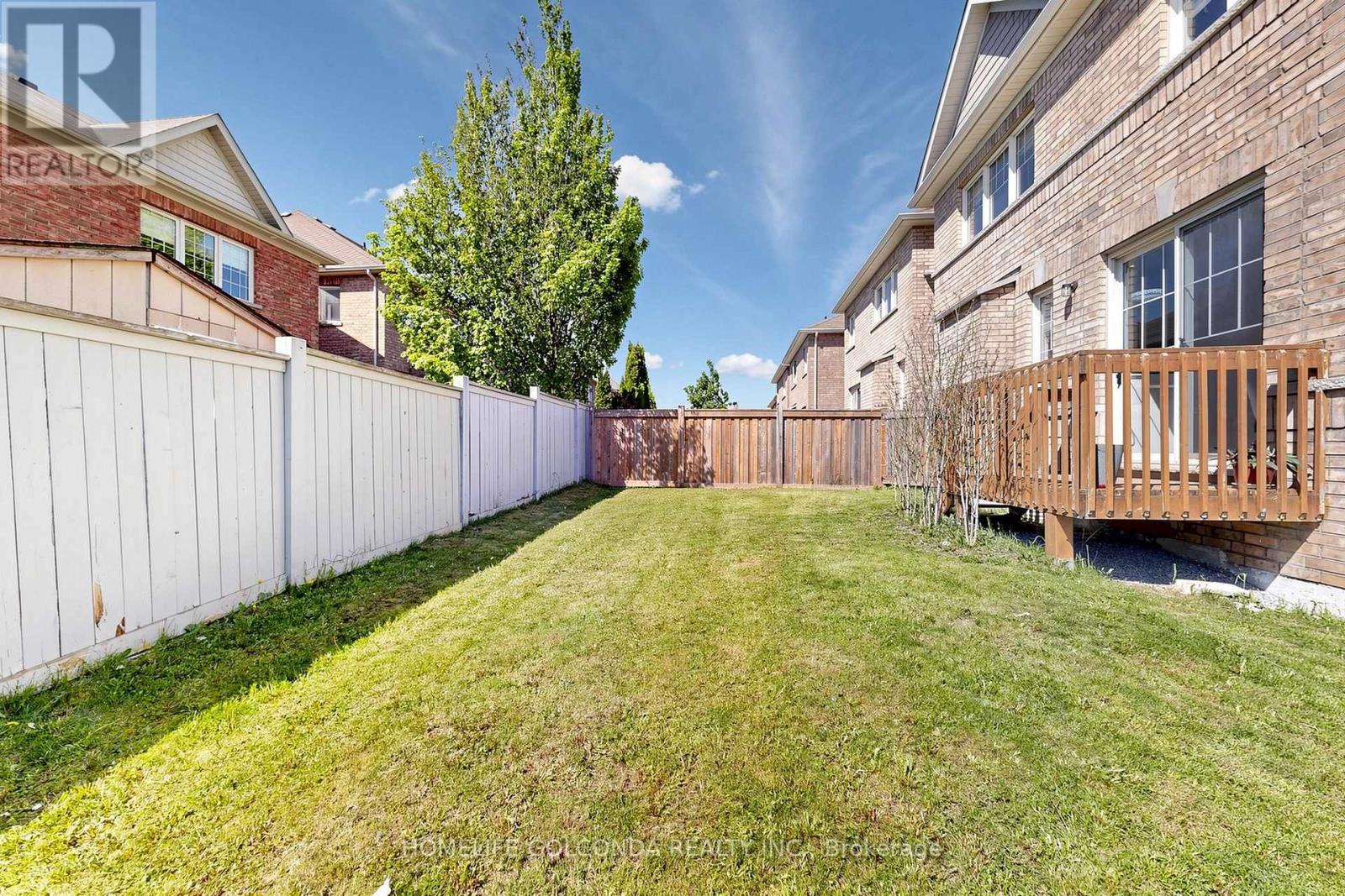 84 Pavlova Crescent, Richmond Hill, Ontario  L4E 0W1 - Photo 38 - N13212244