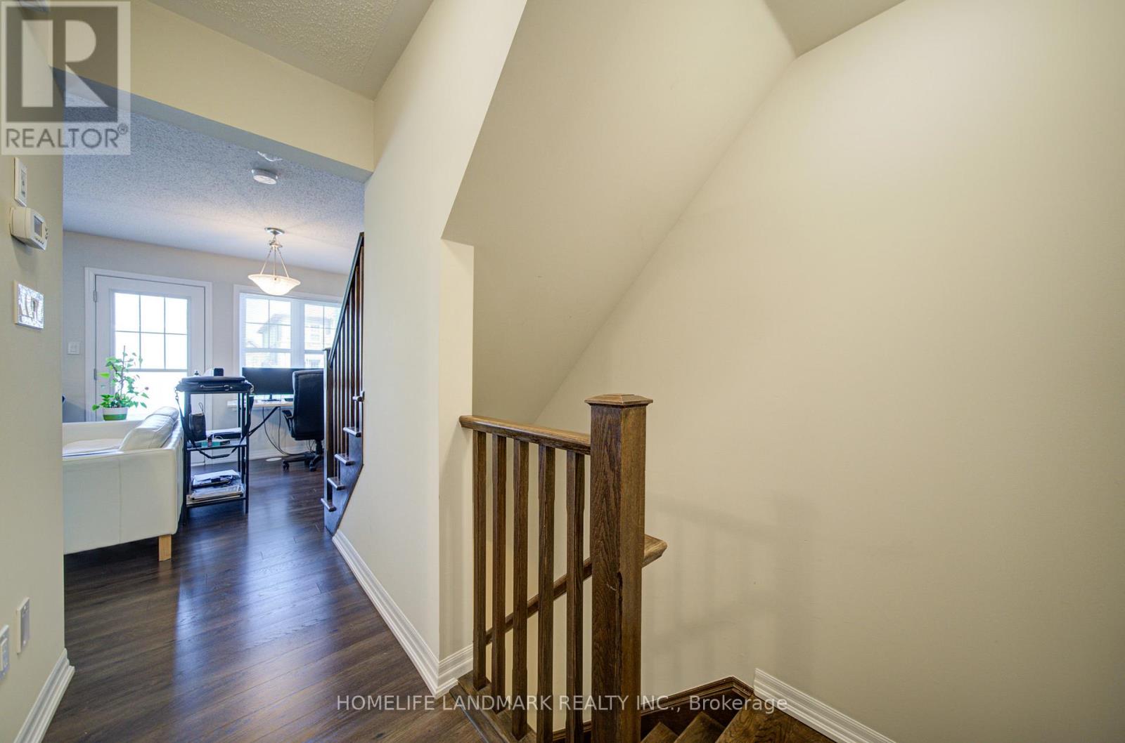 3086 Mistletoe Gardens, Oakville, Ontario  L6M 0Y7 - Photo 6 - W13212258