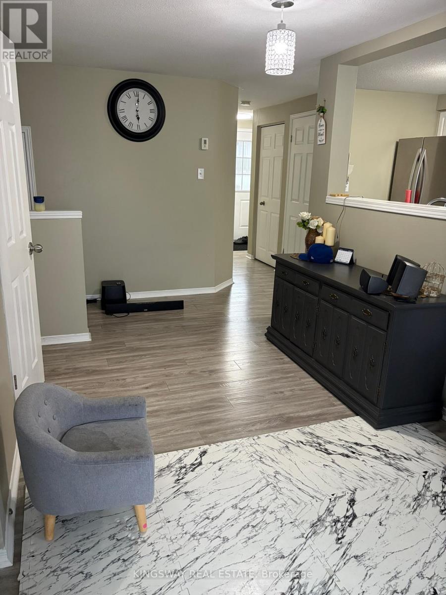 42 Foxglove Crescent N, Kitchener, Ontario  N2E 3Y7 - Photo 26 - X13212236