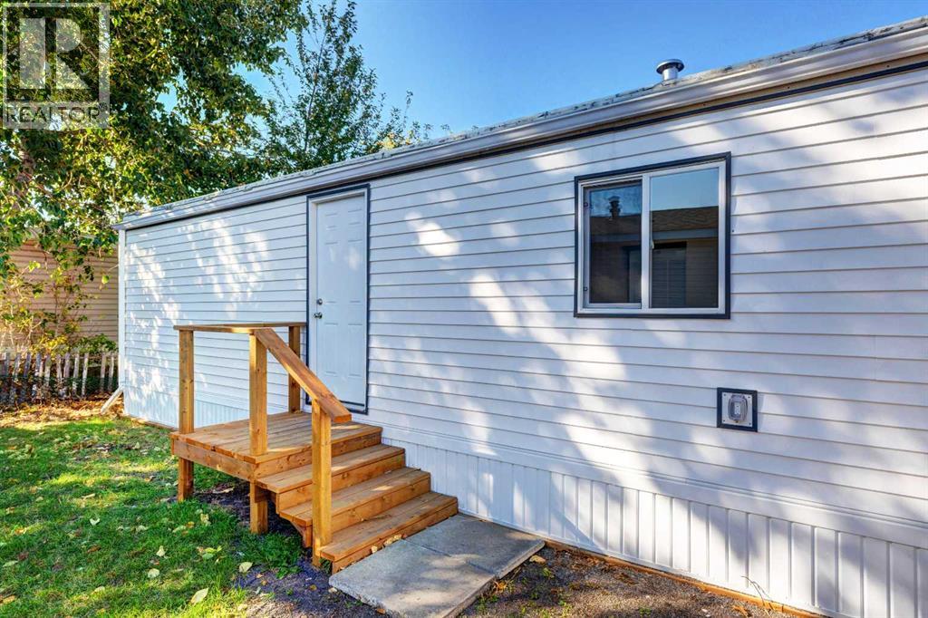 142, 6724 17 Avenue SE, Calgary, Alberta  T2A 0W5 - Photo 27 - A2280725