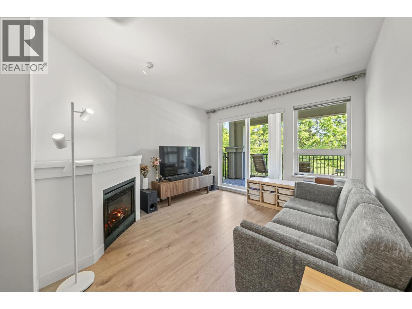 208 6800 Eckersley Road, Richmond, British Columbia  V6Y 0E7 - Photo 8 - R3129555