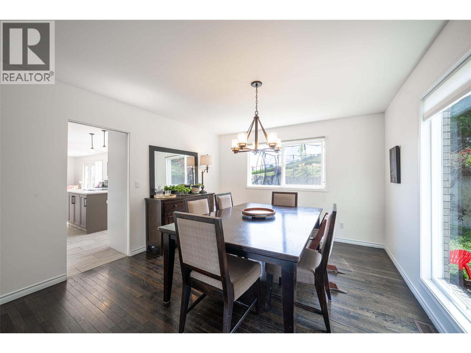 11306 Hillside Drive, Coldstream, British Columbia  V1B 1Z8 - Photo 13 - 10387846