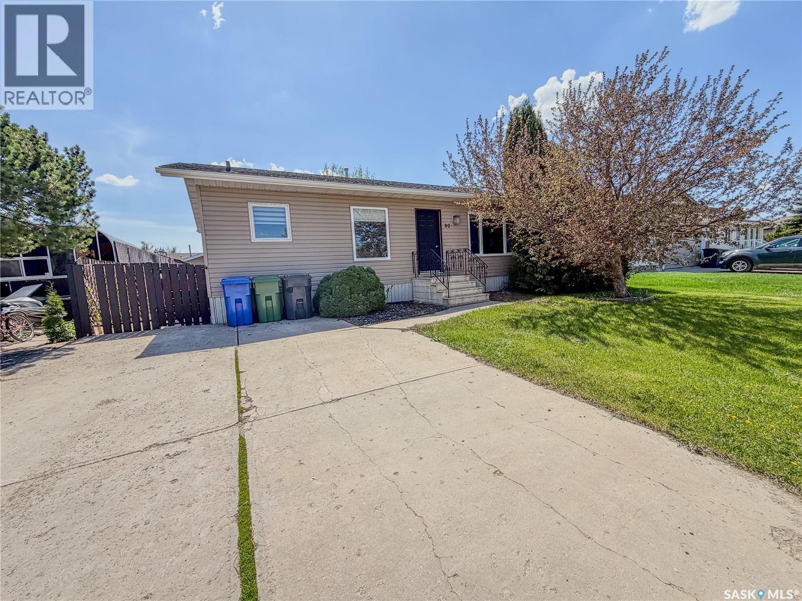 80 Morrison Drive, Yorkton, Saskatchewan  S3N 3Y2 - Photo 1 - SK037551
