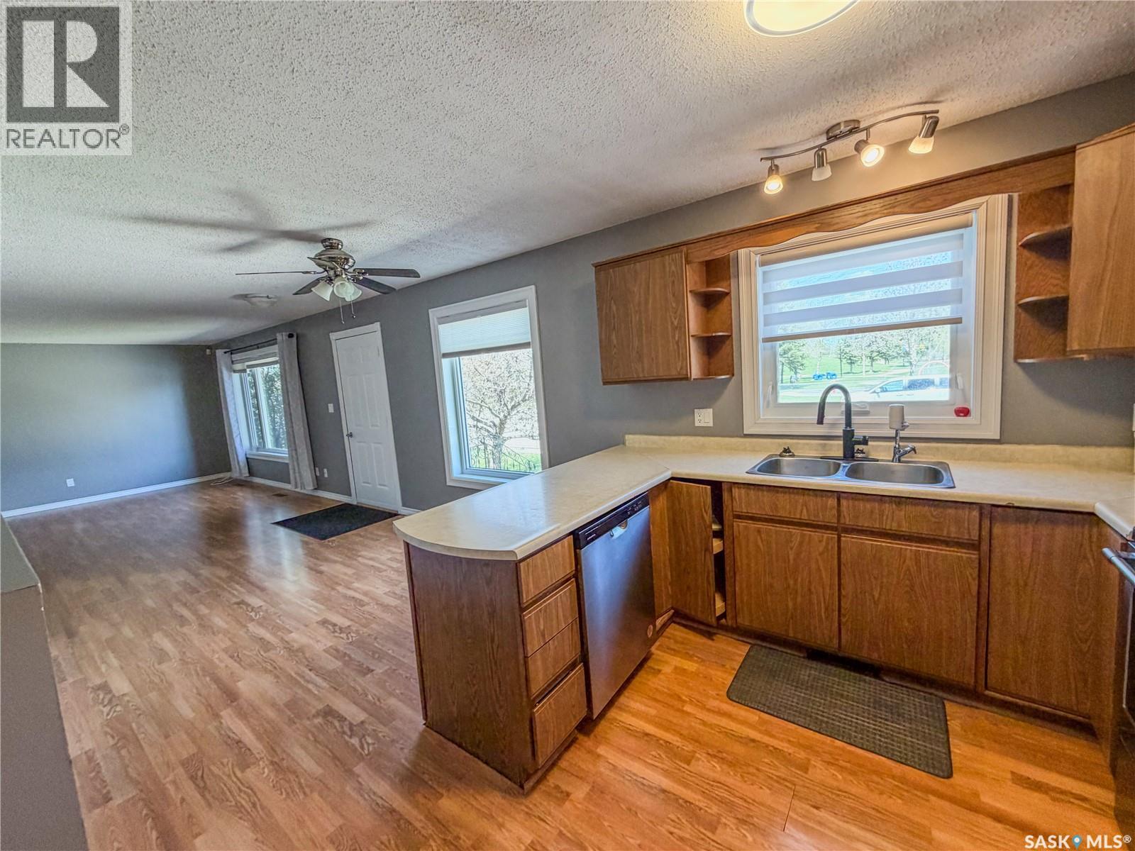 80 Morrison Drive, Yorkton, Saskatchewan  S3N 3Y2 - Photo 19 - SK037551