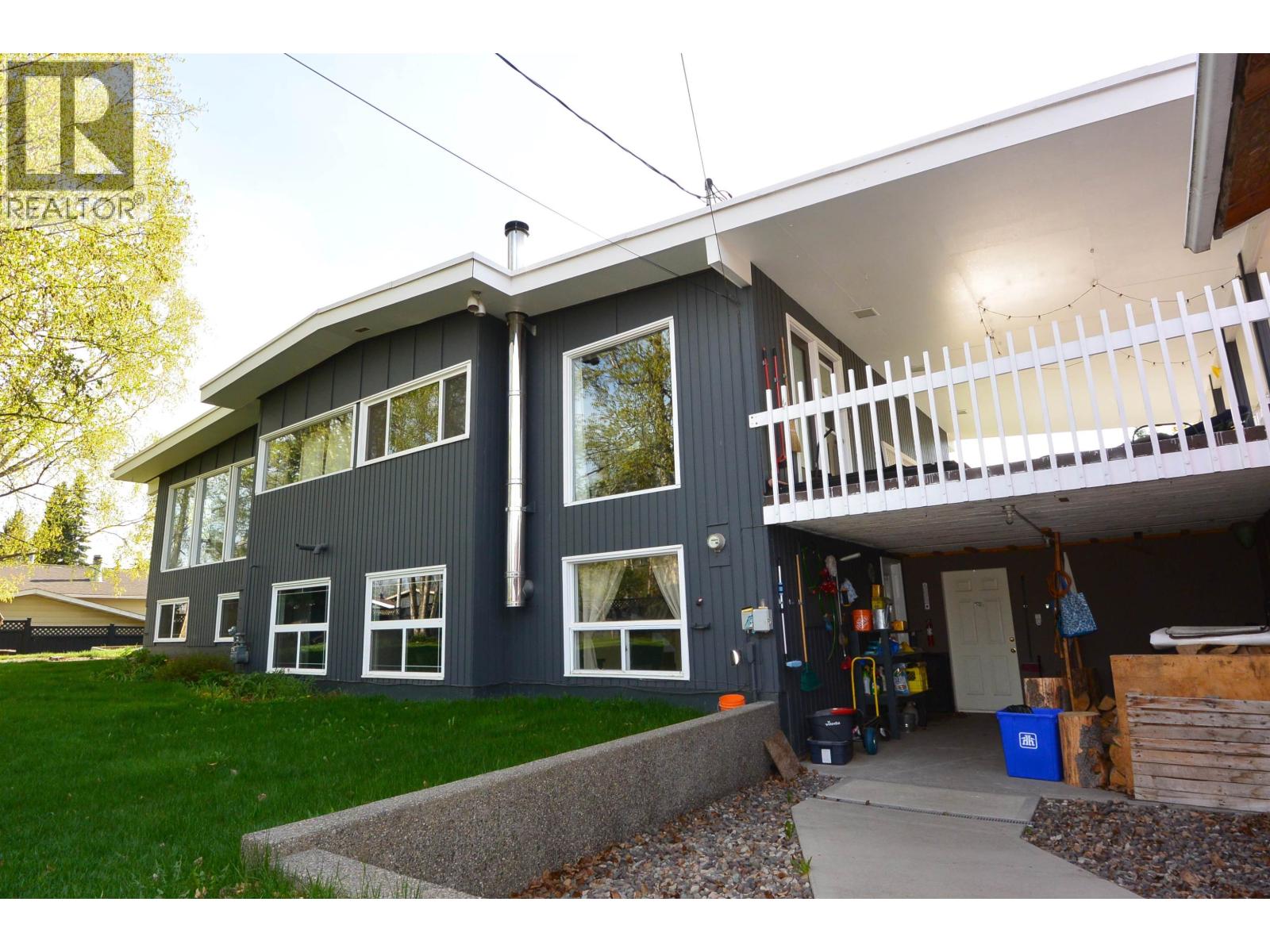 3650 Eighteenth Avenue, Smithers, British Columbia  V0J 2N0 - Photo 35 - R3129590