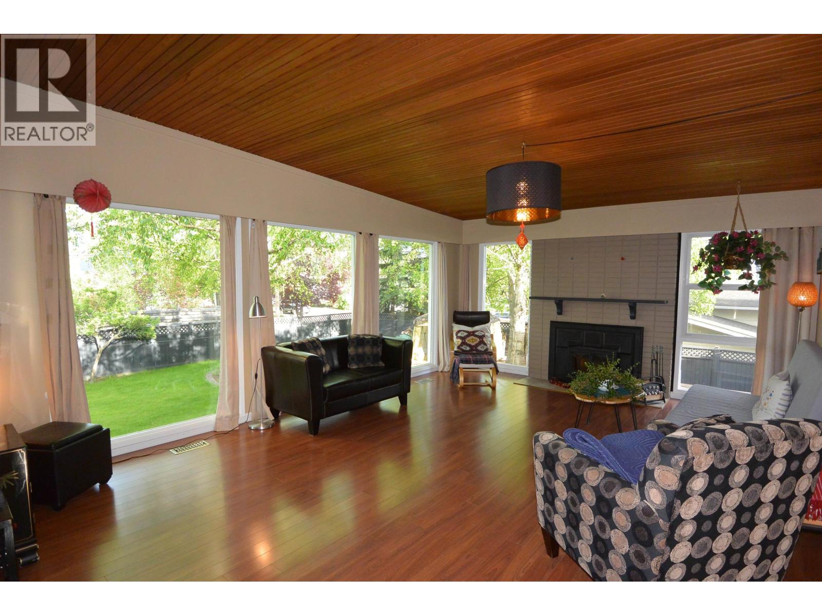 3650 Eighteenth Avenue, Smithers, British Columbia  V0J 2N0 - Photo 11 - R3129590