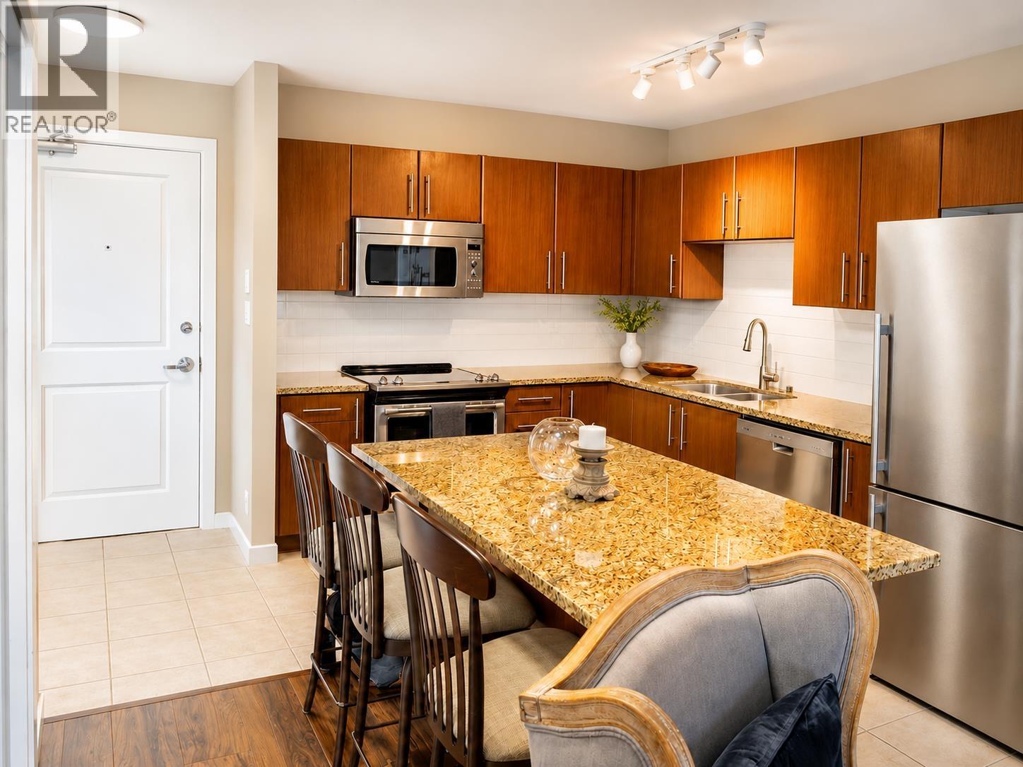 1303 2088 Madison Avenue, Burnaby, British Columbia  V5C 6T5 - Photo 4 - R3129110