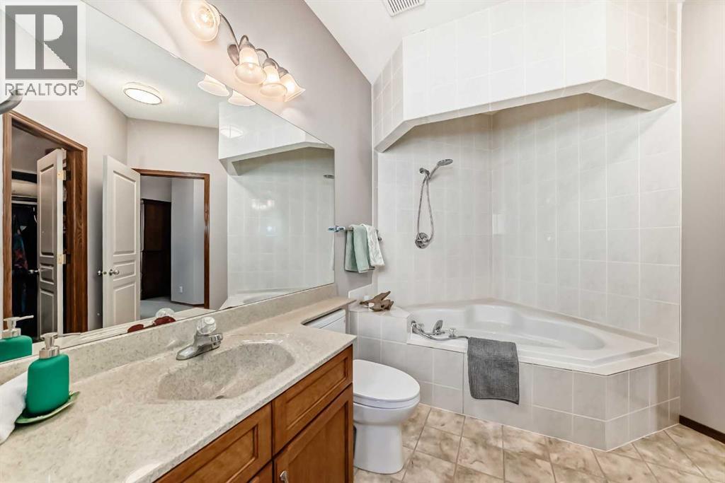 60 Hamptons Terrace Nw, Calgary, Alberta  T3A 5X5 - Photo 23 - A2293116