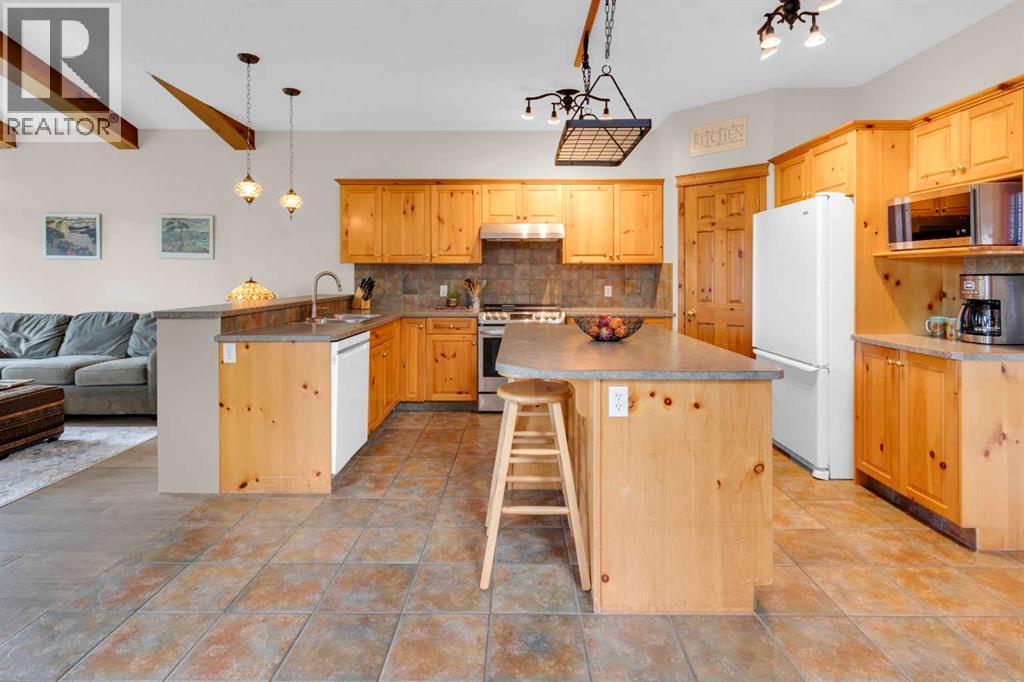 124 Gleneagles Terrace, Cochrane, Alberta  T4C 1W6 - Photo 23 - A2314525