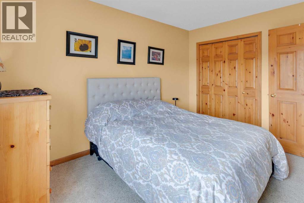 124 Gleneagles Terrace, Cochrane, Alberta  T4C 1W6 - Photo 33 - A2314525