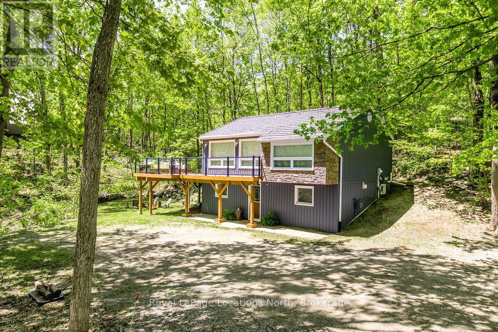 1 Iroquois Ridge, Oro-Medonte, Ontario  L0K 1E0 - Photo 2 - S13211698
