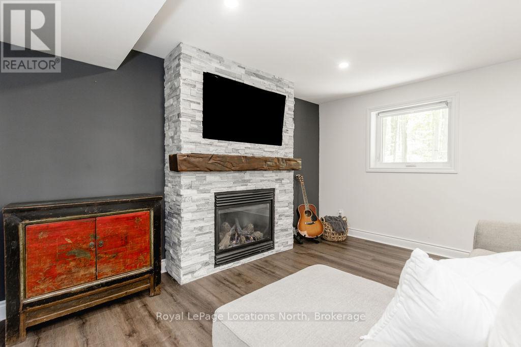 1 Iroquois Ridge, Oro-Medonte, Ontario  L0K 1E0 - Photo 25 - S13211698
