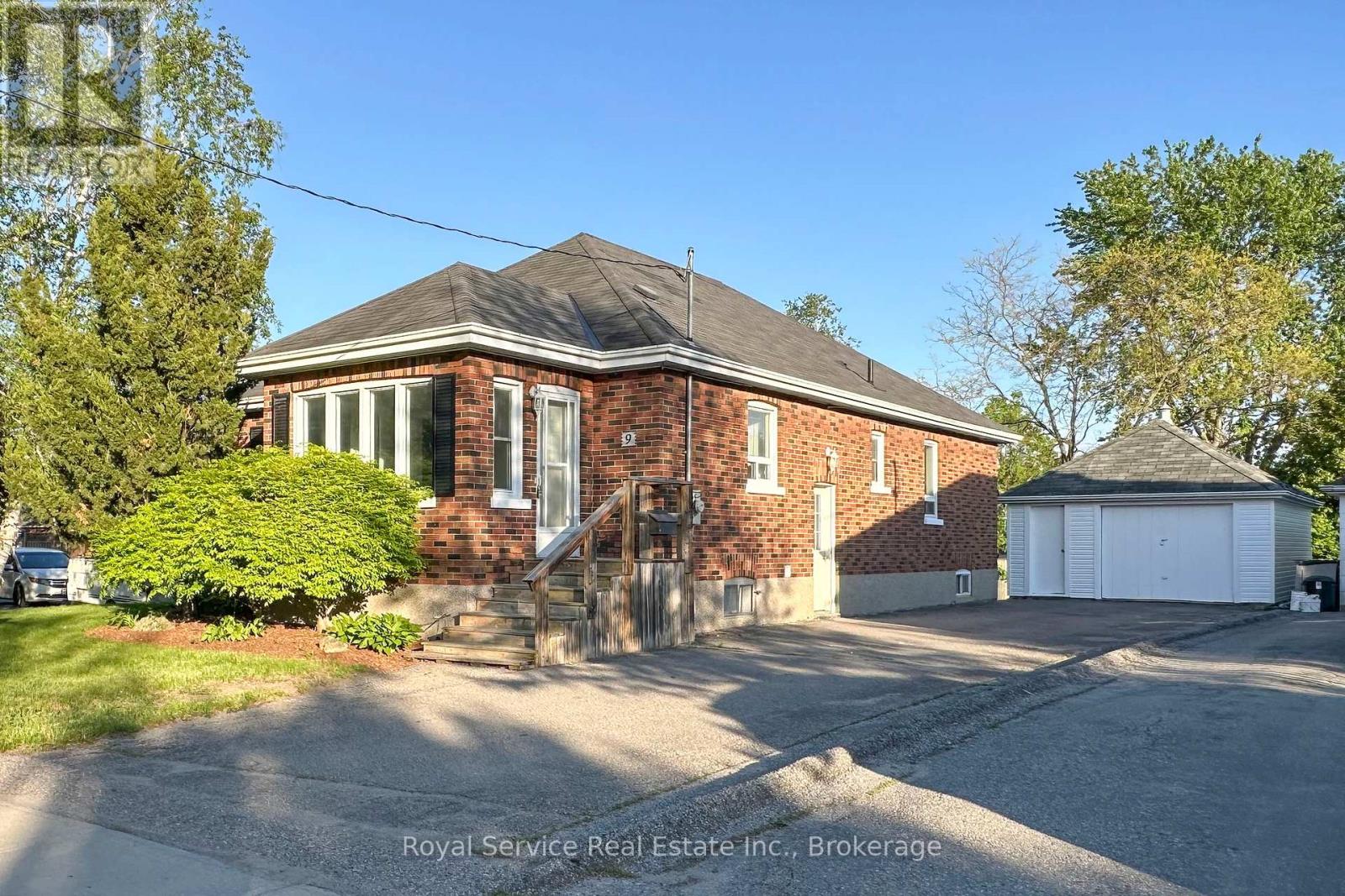 9 Jane Street, Clarington, Ontario  L1C 1G2 - Photo 1 - E13212330