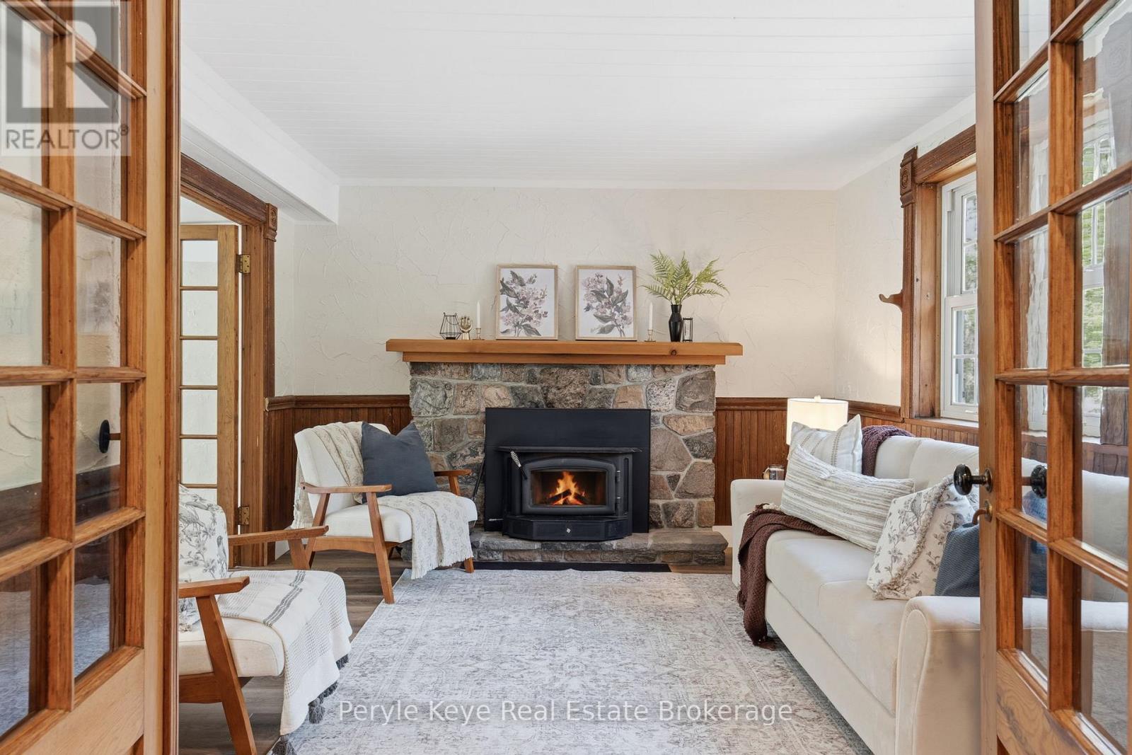 1424 Hekkla Road, Muskoka Lakes, Ontario  P0C 1J0 - Photo 2 - X13212328