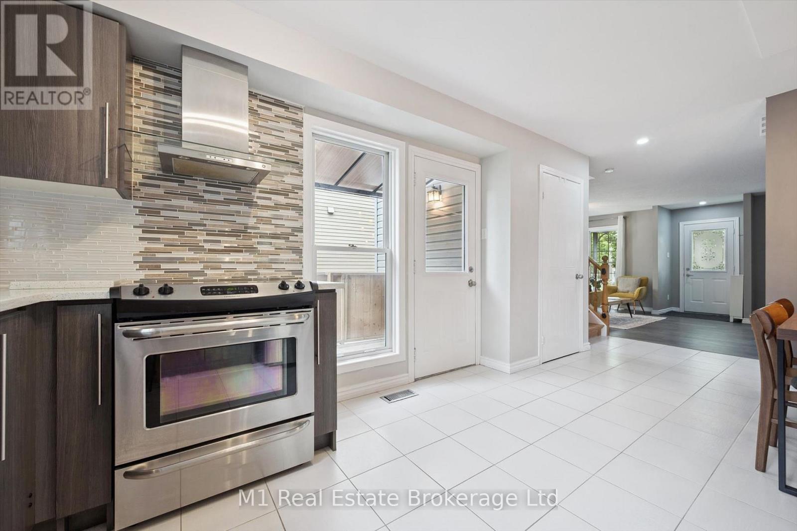 668 Jacob Lane, Waterloo, Ontario  N2V 2G9 - Photo 23 - X13212380