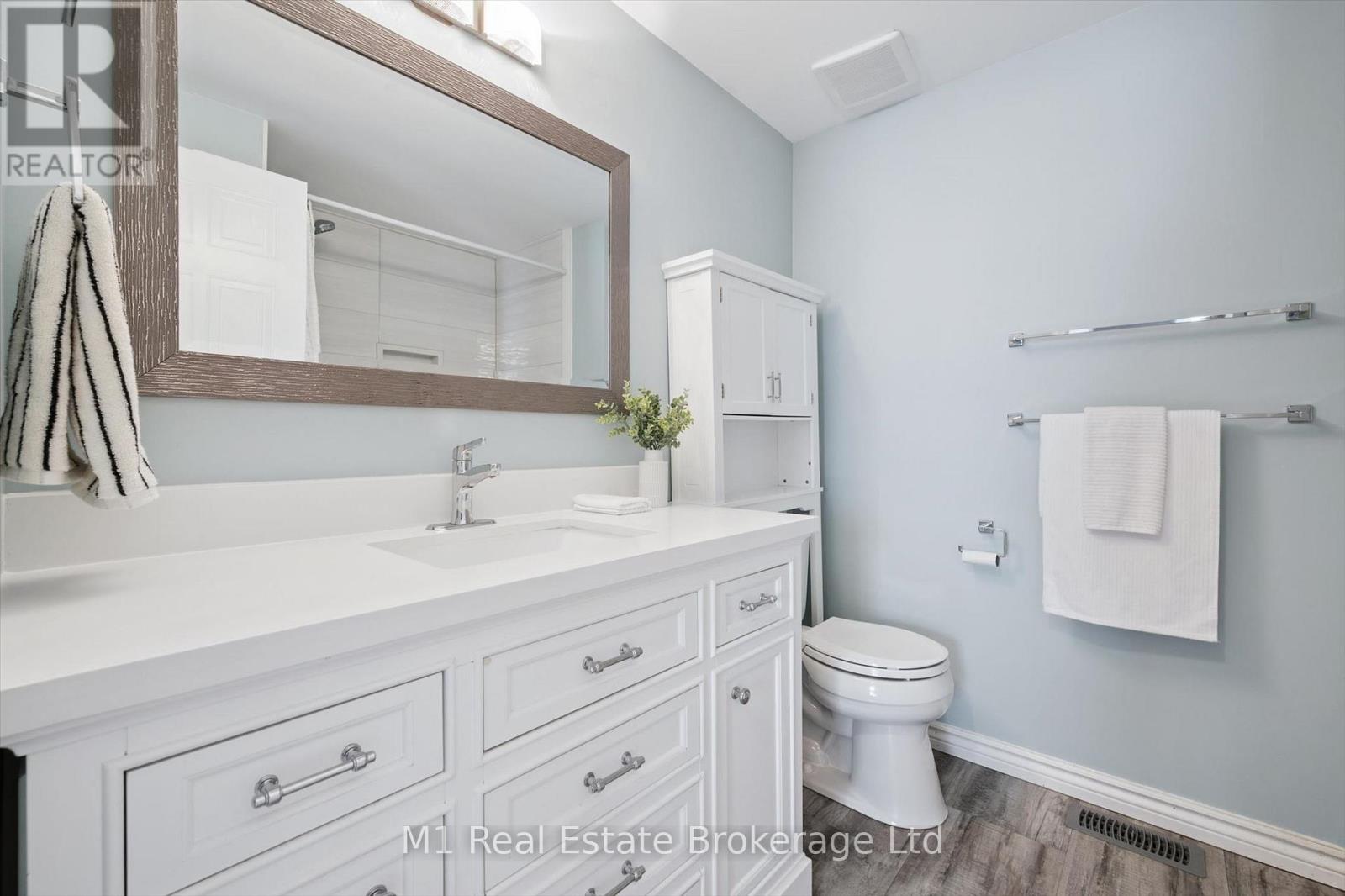 668 Jacob Lane, Waterloo, Ontario  N2V 2G9 - Photo 30 - X13212380