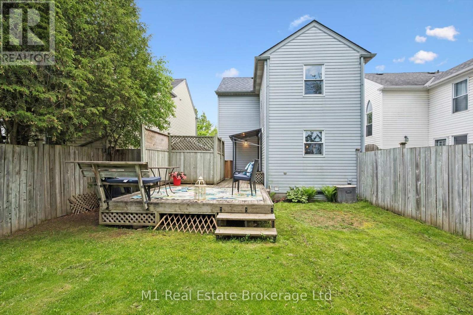 668 Jacob Lane, Waterloo, Ontario  N2V 2G9 - Photo 38 - X13212380