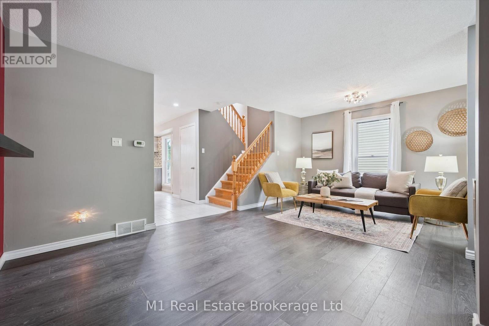 668 Jacob Lane, Waterloo, Ontario  N2V 2G9 - Photo 5 - X13212380