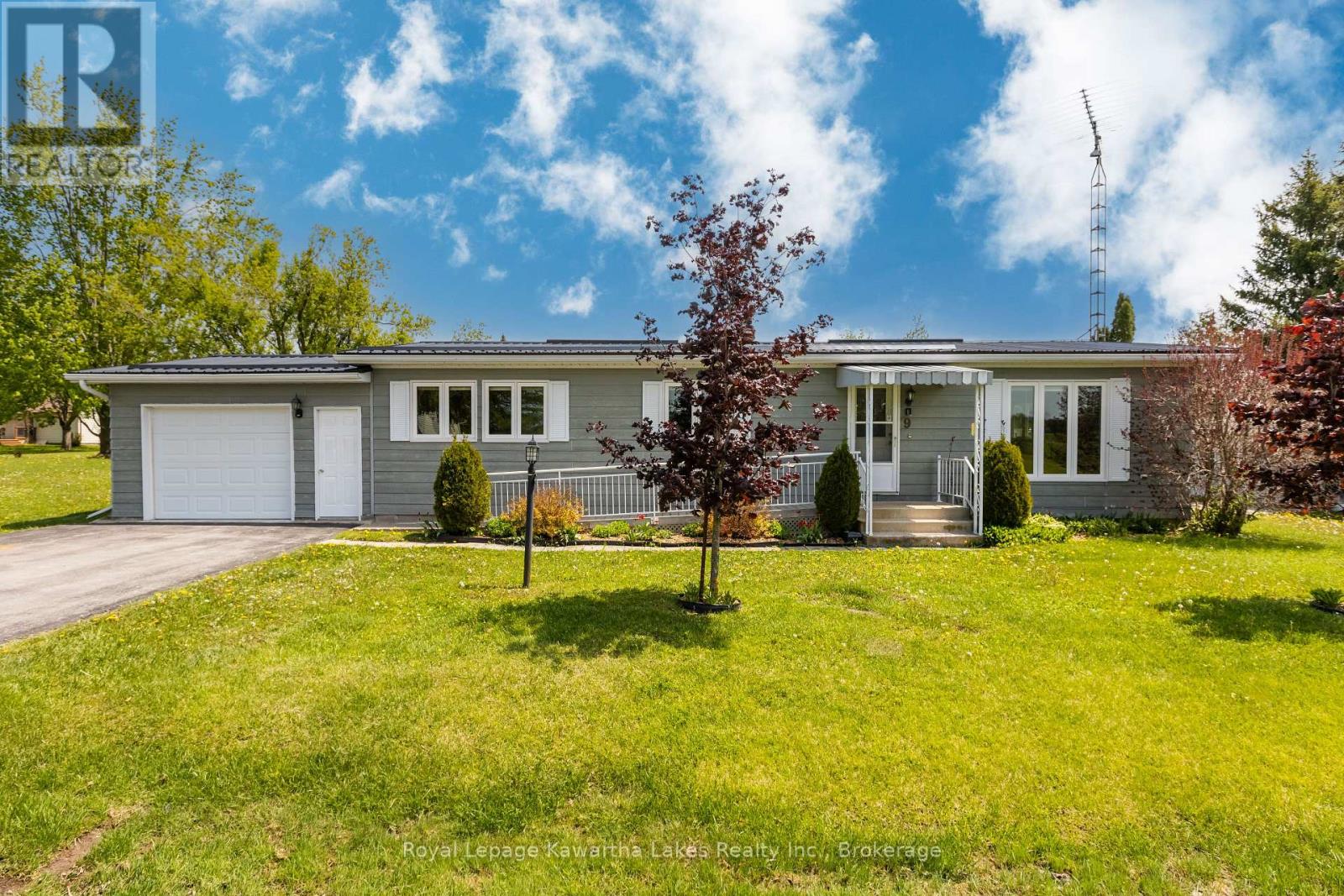 9 Vista Drive, Kawartha Lakes, Ontario  K9V 0H7 - Photo 2 - X13212332