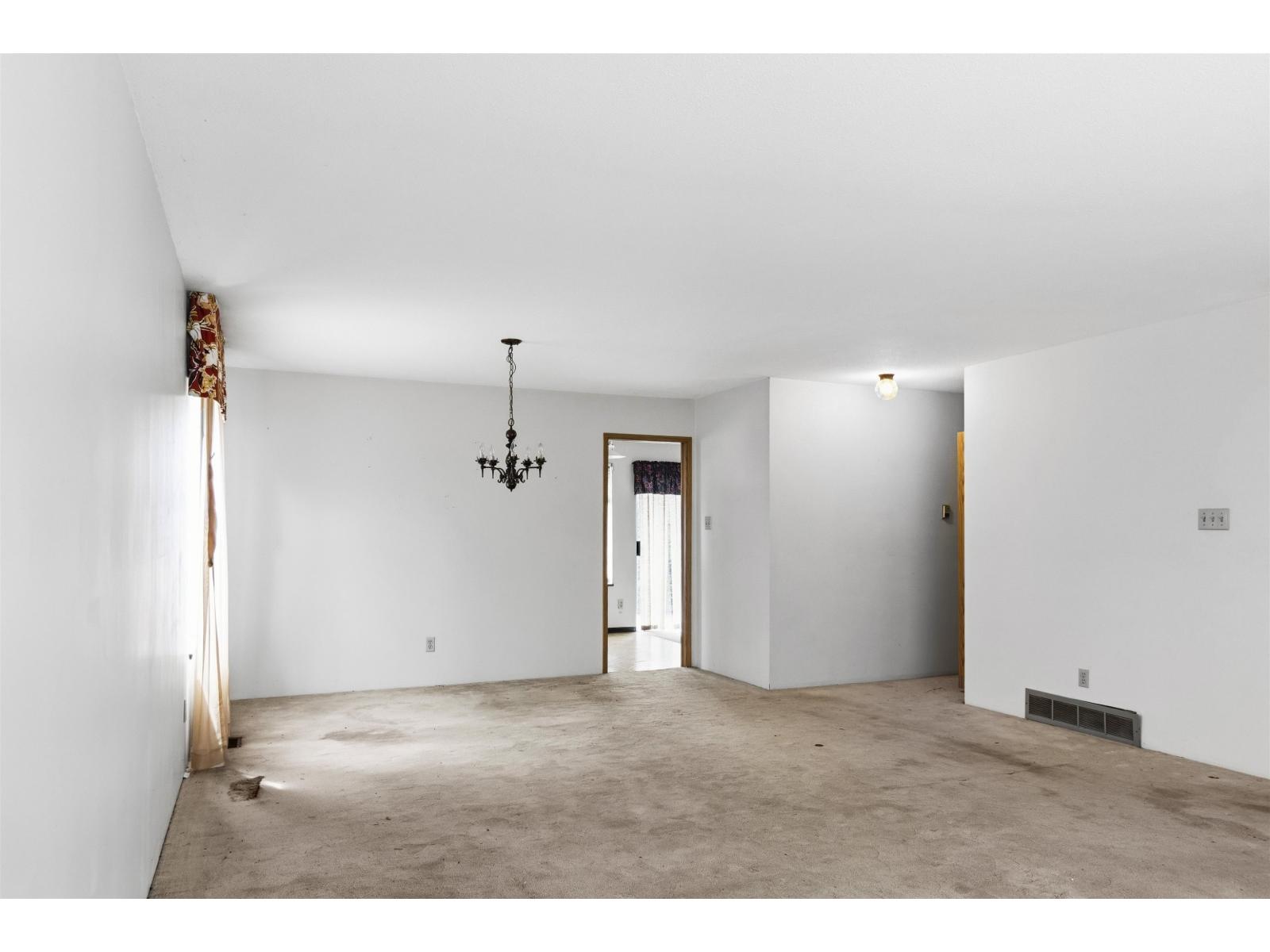 9381 139 Street, Surrey, British Columbia  V3V 7K9 - Photo 10 - R3129599