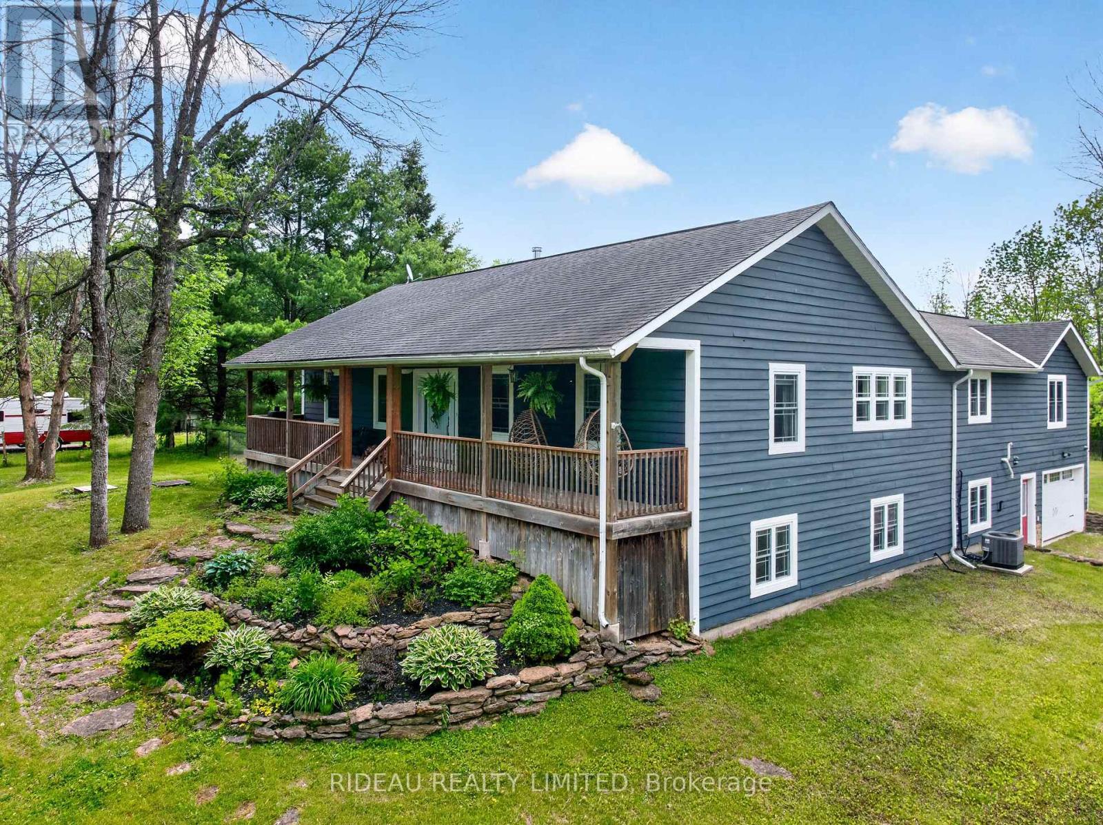55 DAVIS LOCK ROAD, Rideau Lakes, Ontario