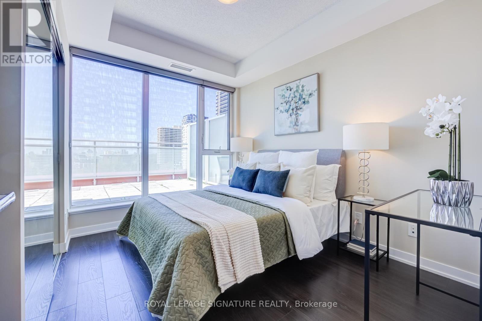 920 - 1830 Bloor Street W, Toronto, Ontario M6P 0A2 - Photo 12 - W13211750