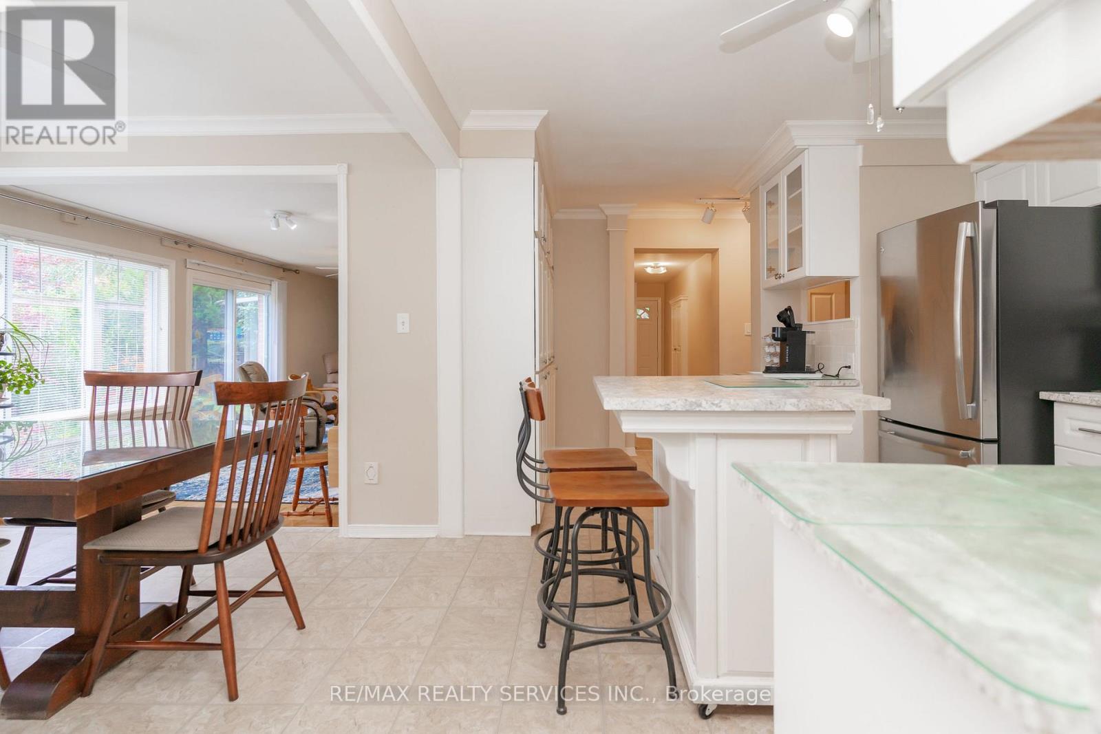 39 Dunblaine Crescent, Brampton, Ontario  L6T 3H1 - Photo 12 - W12747718