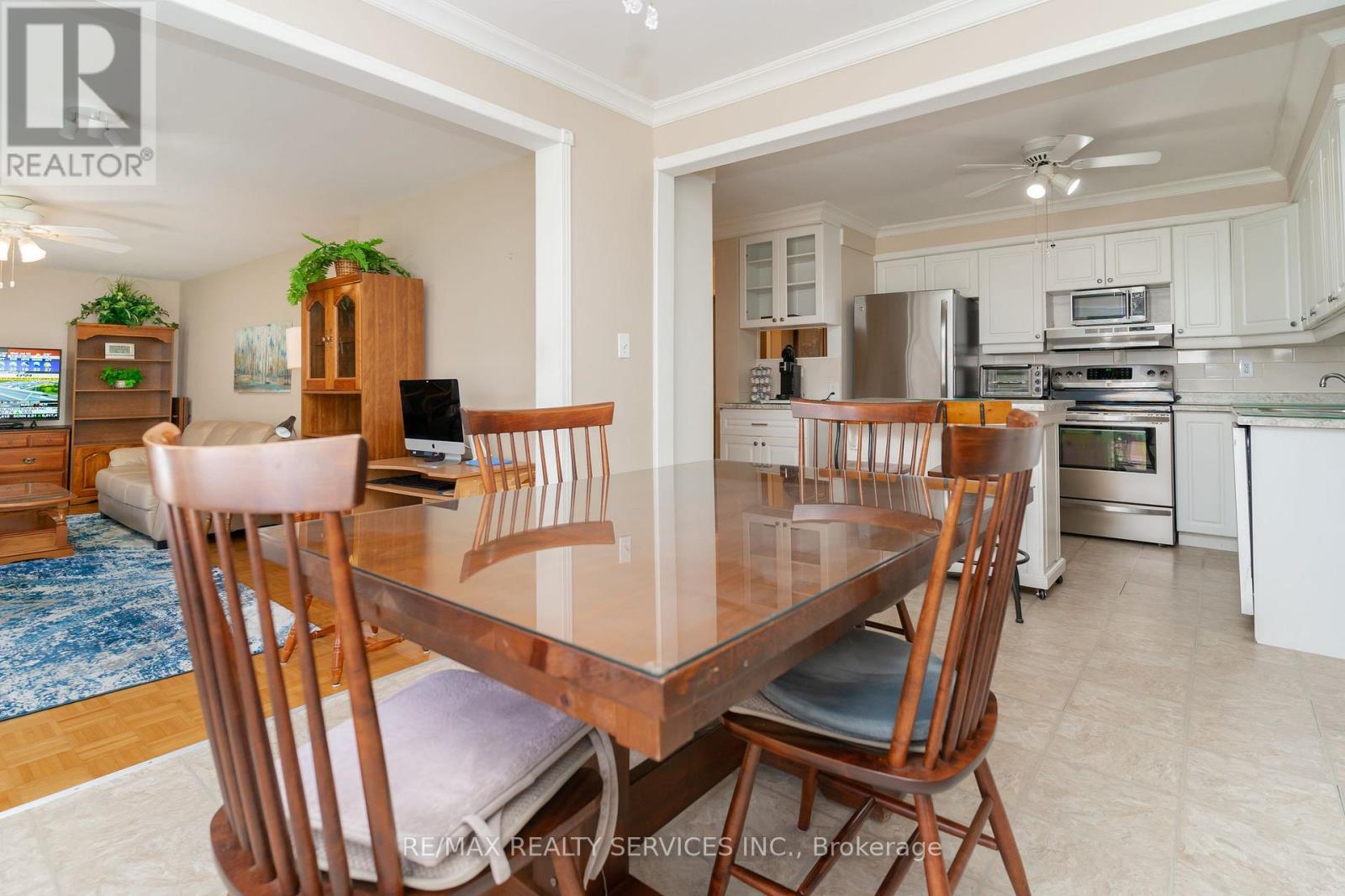 39 Dunblaine Crescent, Brampton, Ontario  L6T 3H1 - Photo 19 - W12747718