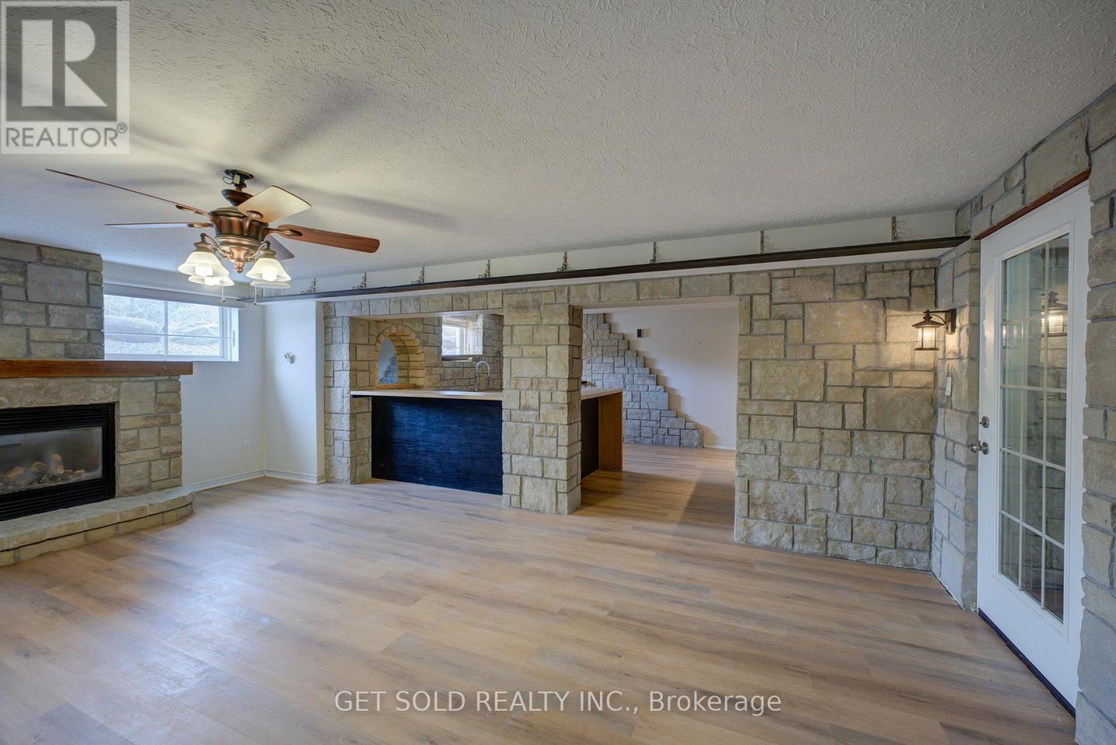 214 Maple Avenue S, Brant, Ontario  N0E 1A0 - Photo 34 - X12920282