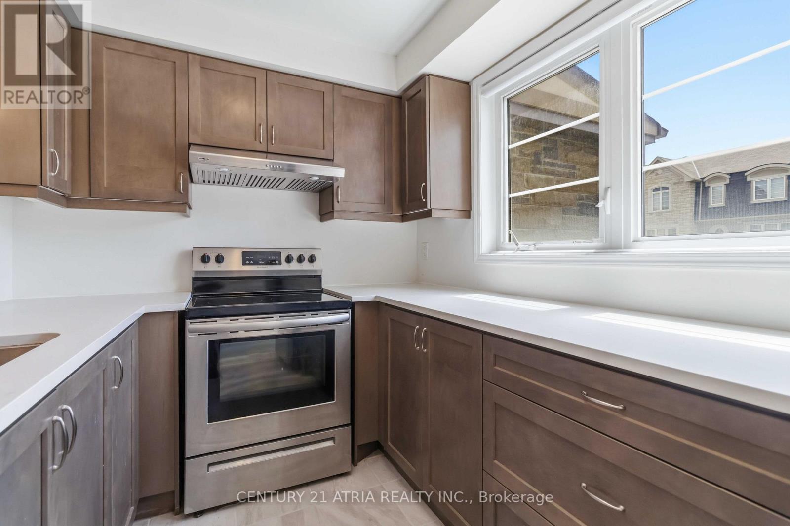 60 Casely Avenue, Richmond Hill, Ontario  L4S 0K8 - Photo 17 - N13209022