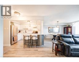 9 BONHEUR Court Unit# 401, Brantford, Ontario