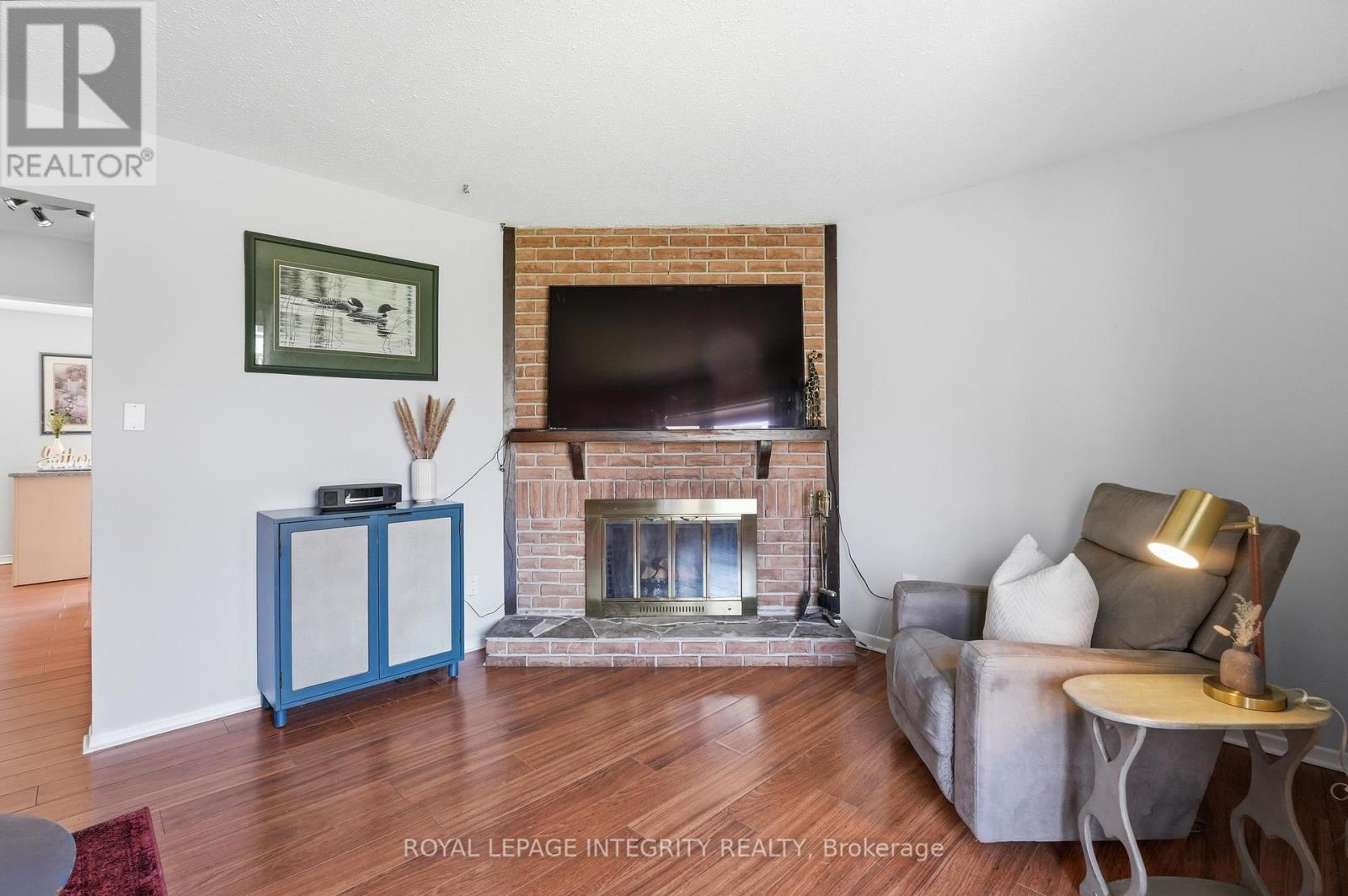 776 Vinette Crescent, Ottawa, Ontario K1E 1W9 - Photo 5 - X13212342