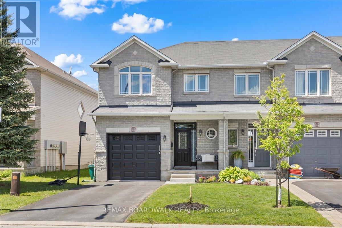 510 Pepperville Crescent, Ottawa, Ontario  K2M 0E5 - Photo 1 - X13212394