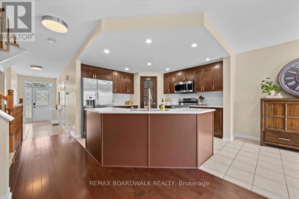 510 Pepperville Crescent, Ottawa, Ontario  K2M 0E5 - Photo 11 - X13212394