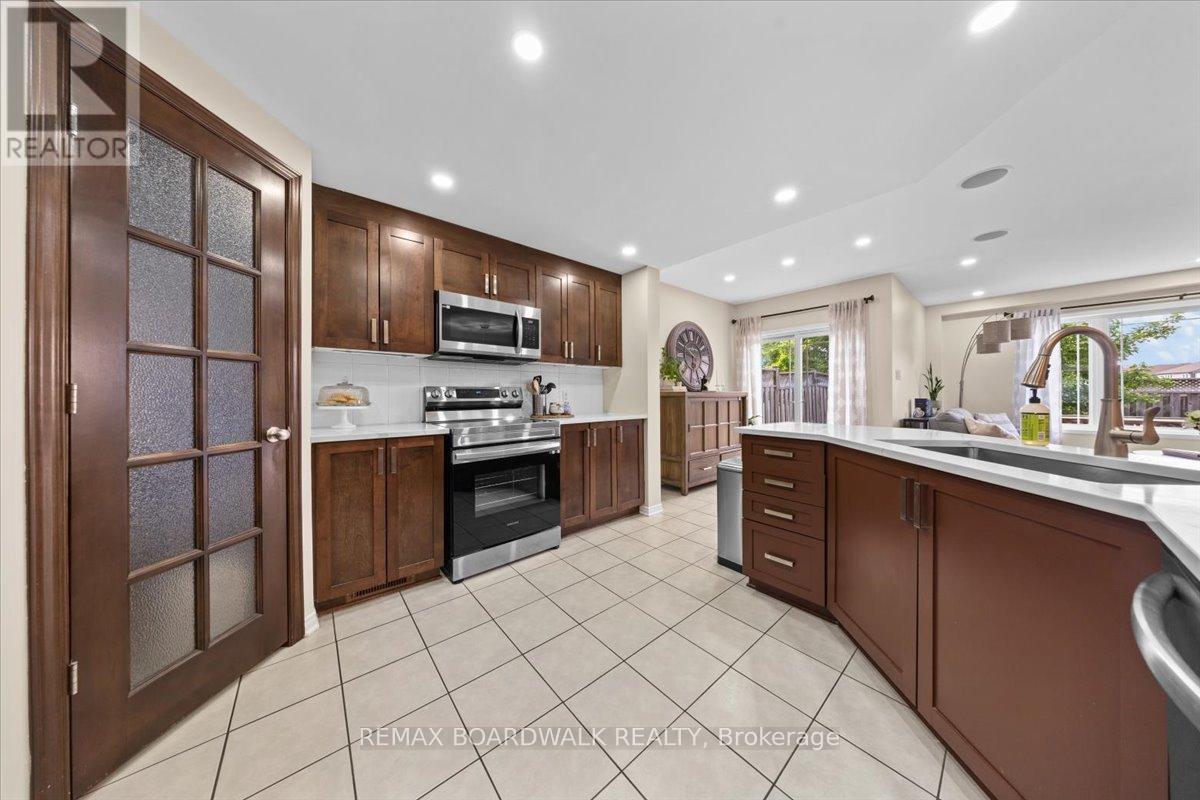 510 Pepperville Crescent, Ottawa, Ontario  K2M 0E5 - Photo 7 - X13212394