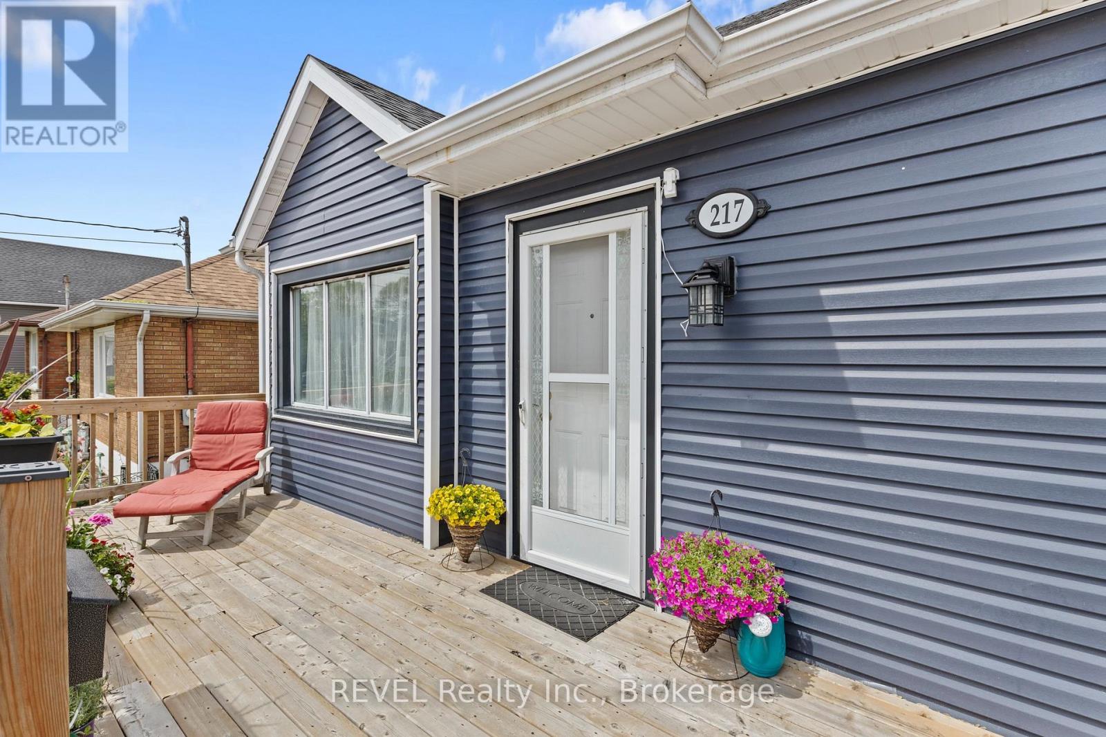 217 Niagara Street N, St. Catharines (Facer), Ontario  L2M 4V3 - Photo 4 - X13212322