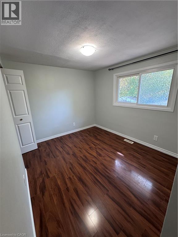 75 Hillside Drive Unit# Upper, Kitchener, Ontario  N2E 1R1 - Photo 6 - 40827032