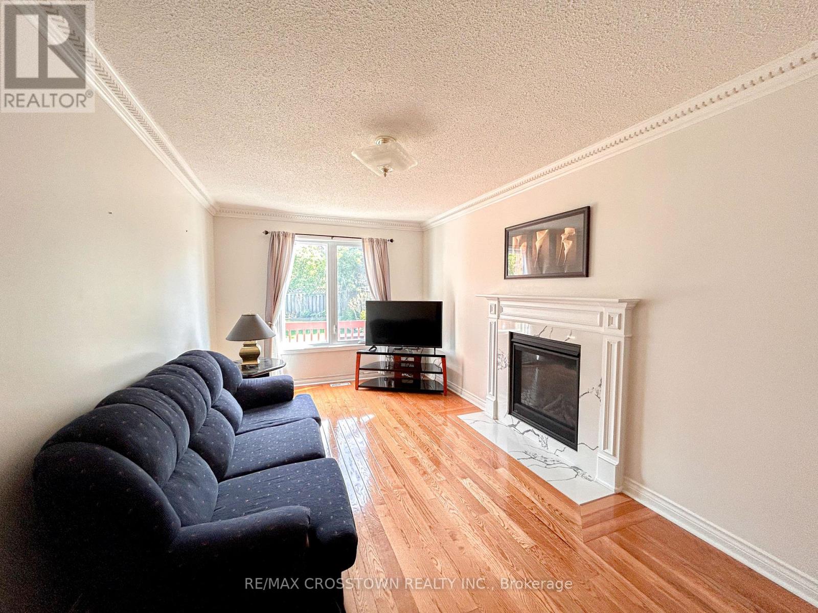 119 Fieldgate Drive, Vaughan, Ontario  L6A 1K5 - Photo 5 - N13004776