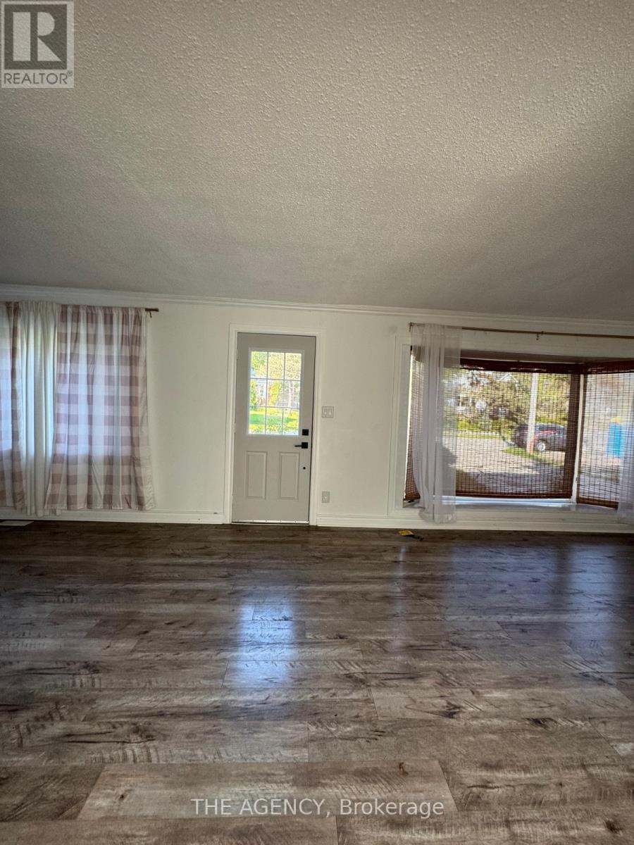 1910 Glendale Drive, Pickering, Ontario  L1V 1V7 - Photo 12 - E13212318