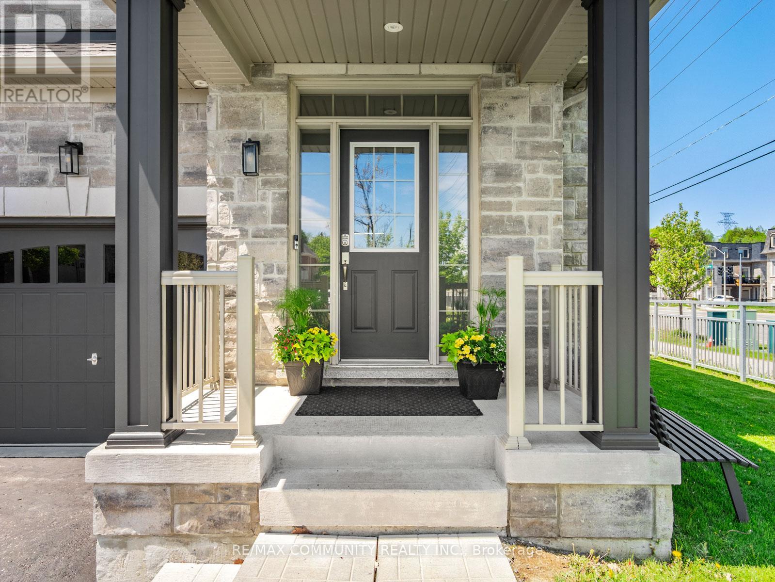 22 Coates Of Arms Lane, Ajax, Ontario L1T 3S2 - Photo 3 - E13212344