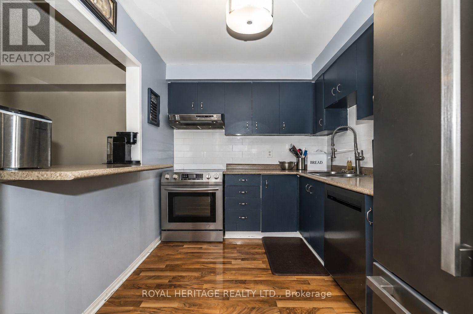 35 Hughes Crescent, Ajax, Ontario  L1T 3P9 - Photo 6 - E13212348