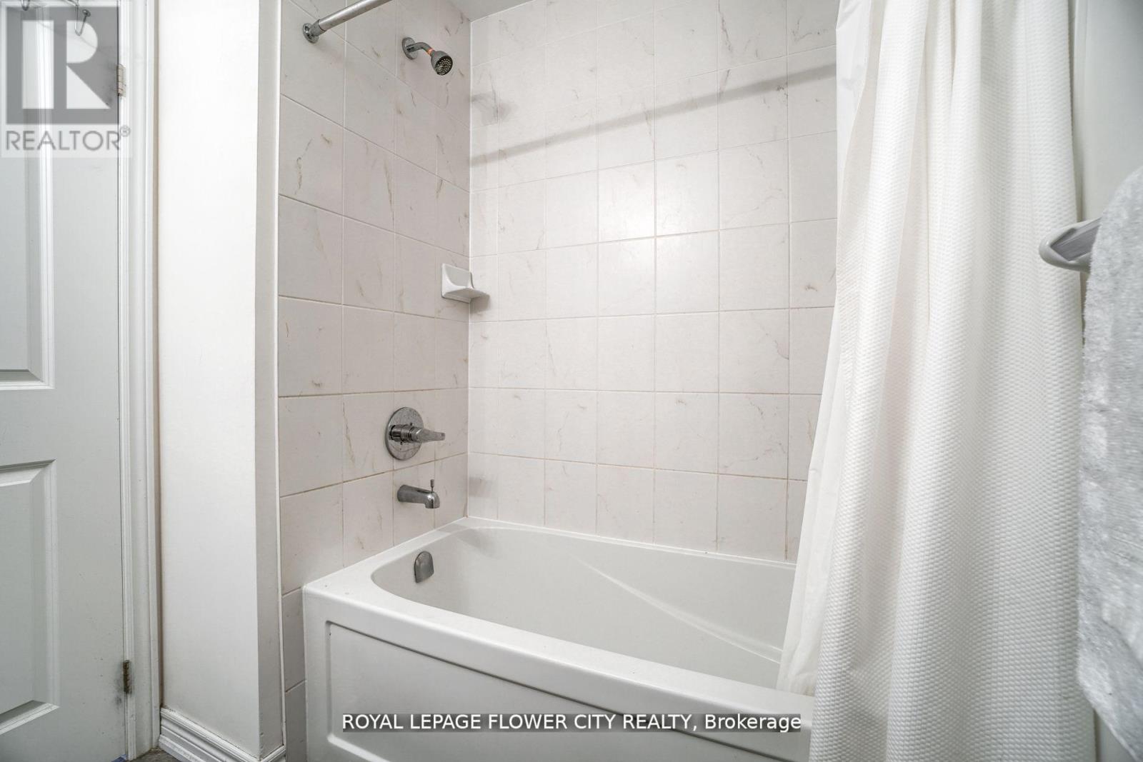 14 Faye Street, Brampton, Ontario  L6P 4M9 - Photo 22 - W13212304
