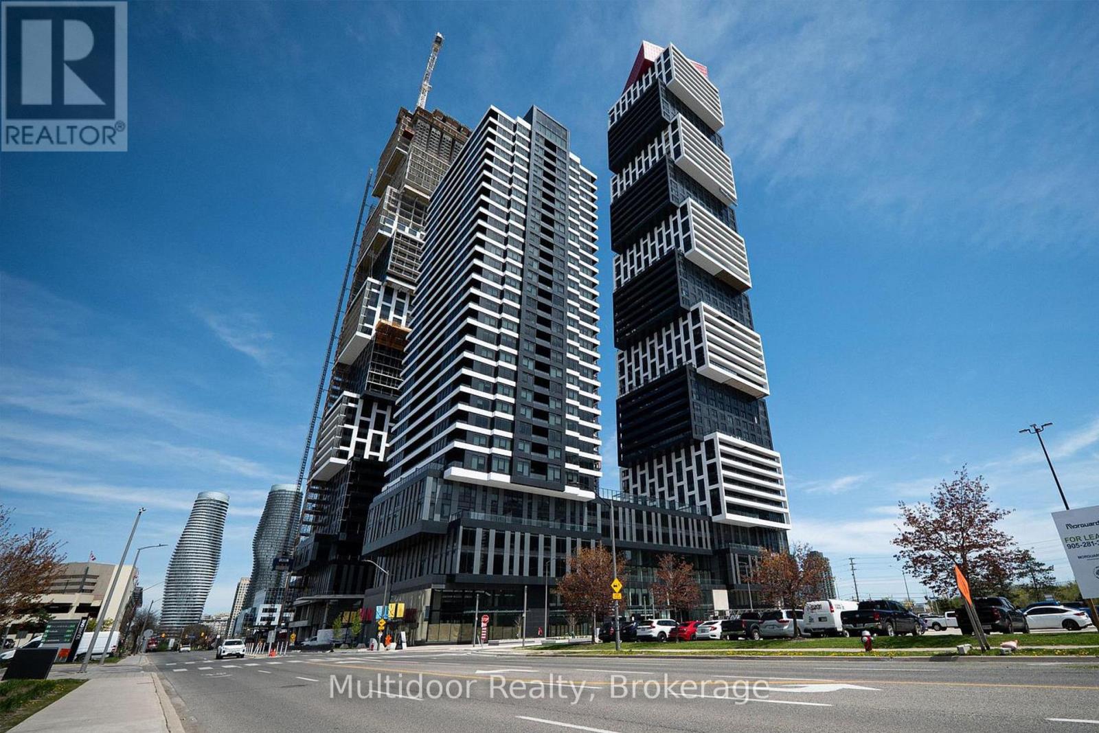 2004 - 4015 The Exchange Street, Mississauga, Ontario  L5B 0N9 - Photo 2 - W13212336