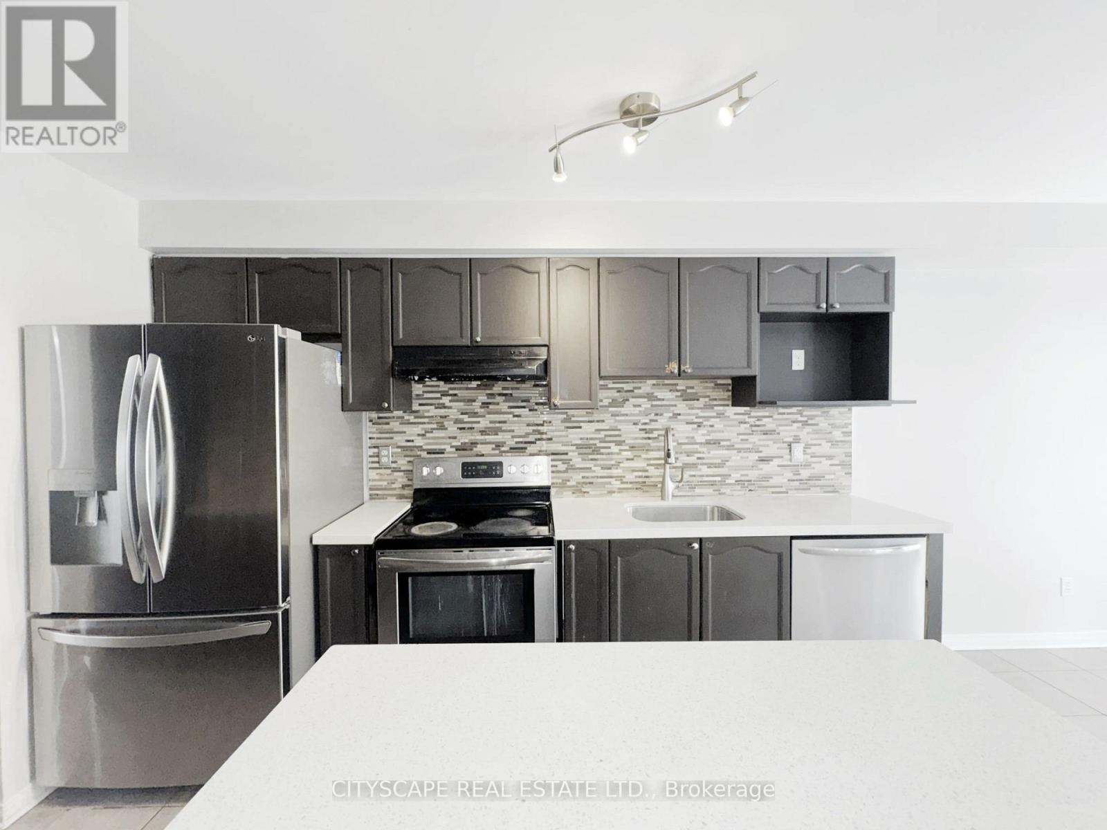 68 Vintage Gate, Brampton, Ontario  L6X 5C2 - Photo 13 - W13212354